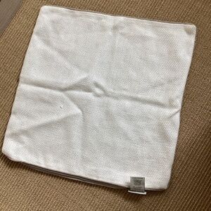 Pottery Barn pillow cover 20 x 20